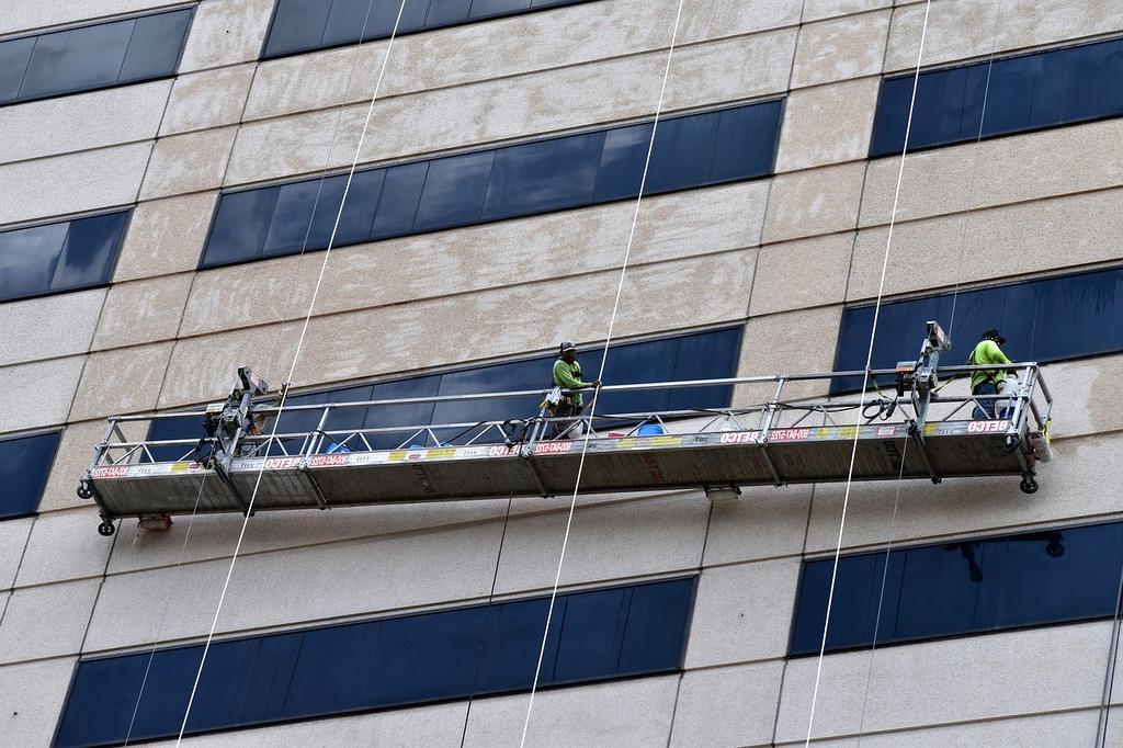 Nadzór budowlany w trakcie realizacji projektu